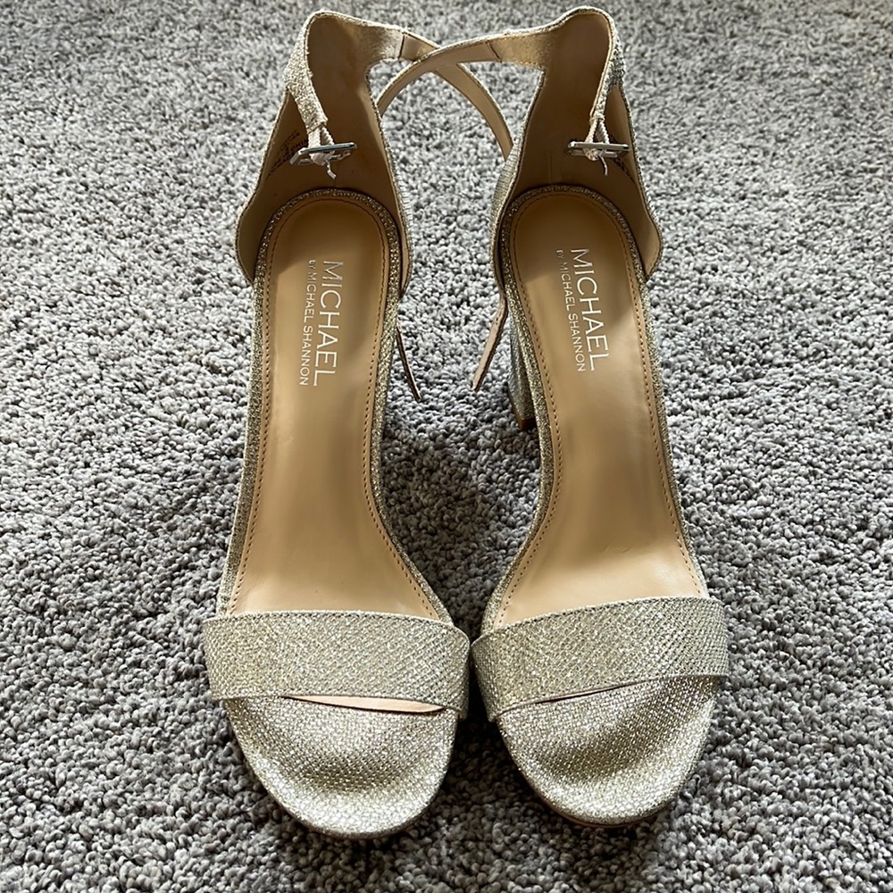Michael by Michael Shannon Stella Sandal - Silver